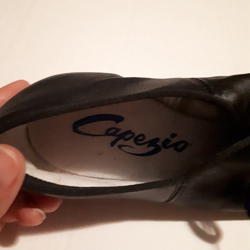 Capezio Jazz Dance Shoes - Picture 7 of 11